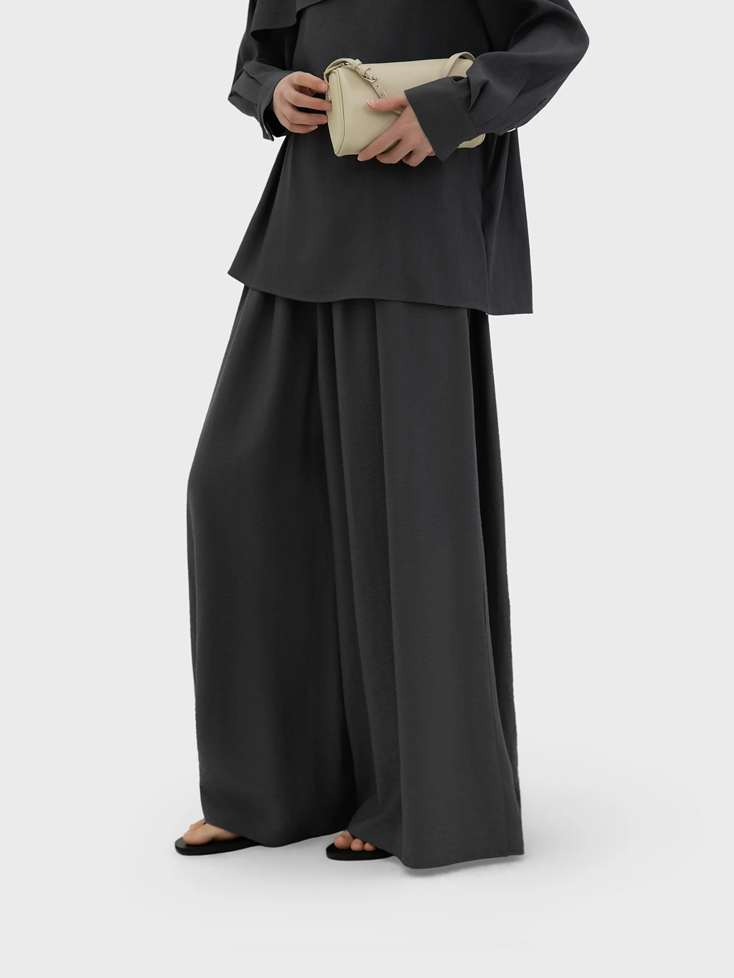 Seei High Waist Wide Leg Skirt Pants Crumpled Texture Casual Comfortable Breathable Women's Spring Fashion Simple Style
Seei High Waist Wide Leg Skirt Pants Crumpled Texture Casual Comfortable Breathable Women's Spring Fashion Simple Style