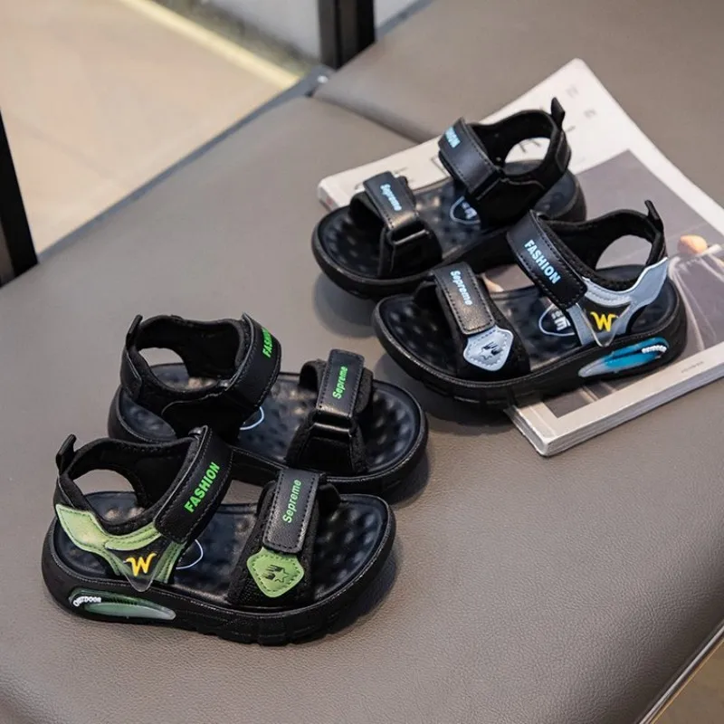 Boy's daily casual versatile sandals, new summer trend beach sandals in 2026, anti-slip and durable, stylish and simple design
Boy's daily casual versatile sandals, new summer trend beach sandals in 2026, anti-slip and durable, stylish and simple design