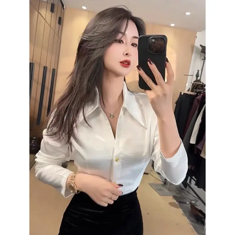 Темпераментная и женская модная рубашка с лацканами для женщин весной, новый популярный стиль, тонкий и универсальный топ
Темпераментная и женская модная рубашка с лацканами для женщин весной, новый популярный стиль, тонкий и универсальный топ