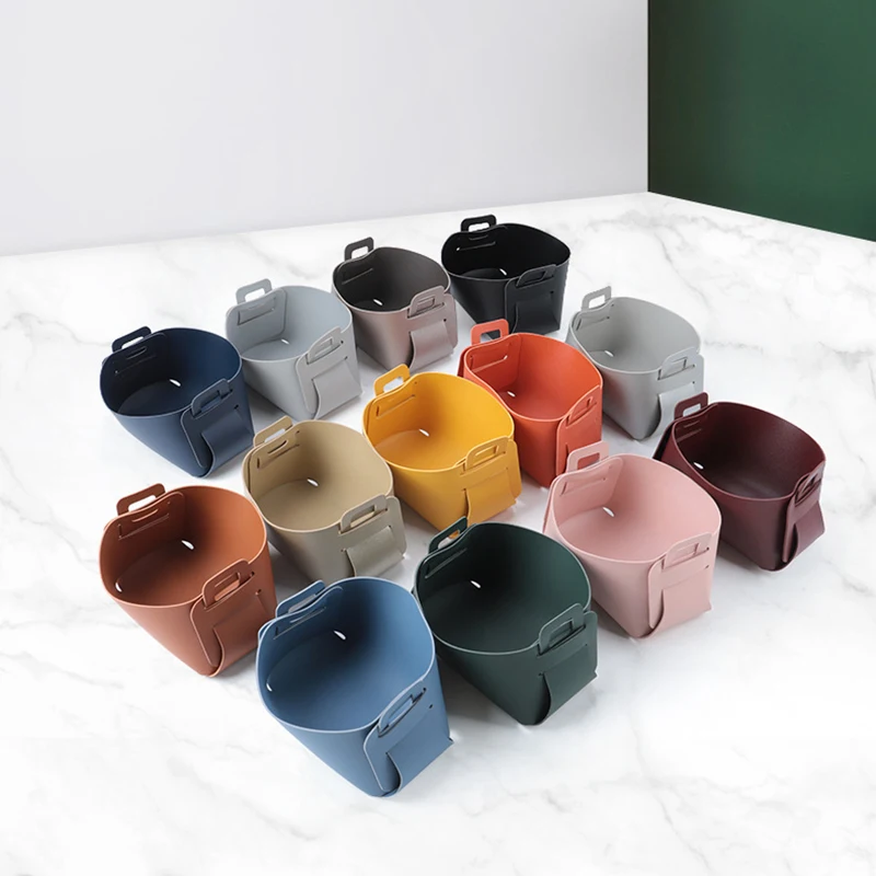 Creative desktop leather storage basket Bedroom miscellaneous keys Earphone storage box Makeup storage basket Home decoration
Creative desktop leather storage basket Bedroom miscellaneous keys Earphone storage box Makeup storage basket Home decoration
