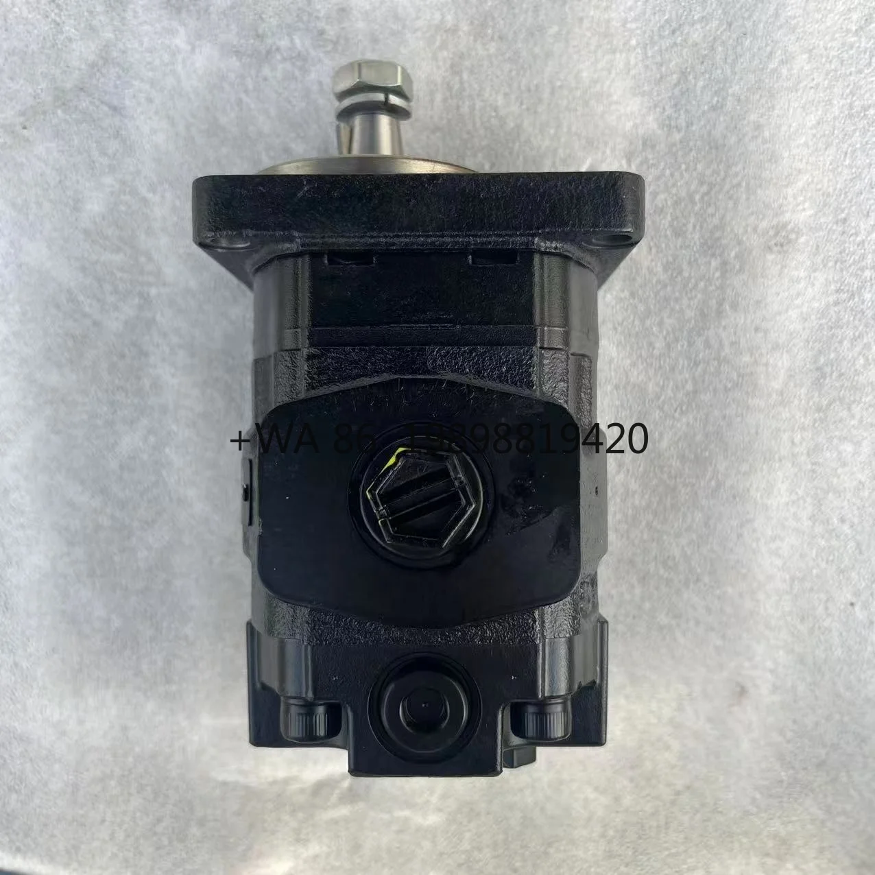 Двигатель 400702-00084 DX500-9C Запасные части для экскаватора Вентилятор
Двигатель 400702-00084 DX500-9C Запасные части для экскаватора Вентилятор