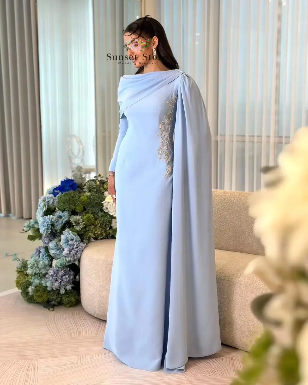Customized Sky Blue Cape Sleeve Evening Dress Luxury Beaded Side Appliques Formal Gown For Women Wedding Guest Party Prom Long
Customized Sky Blue Cape Sleeve Evening Dress Luxury Beaded Side Appliques Formal Gown For Women Wedding Guest Party Prom Long