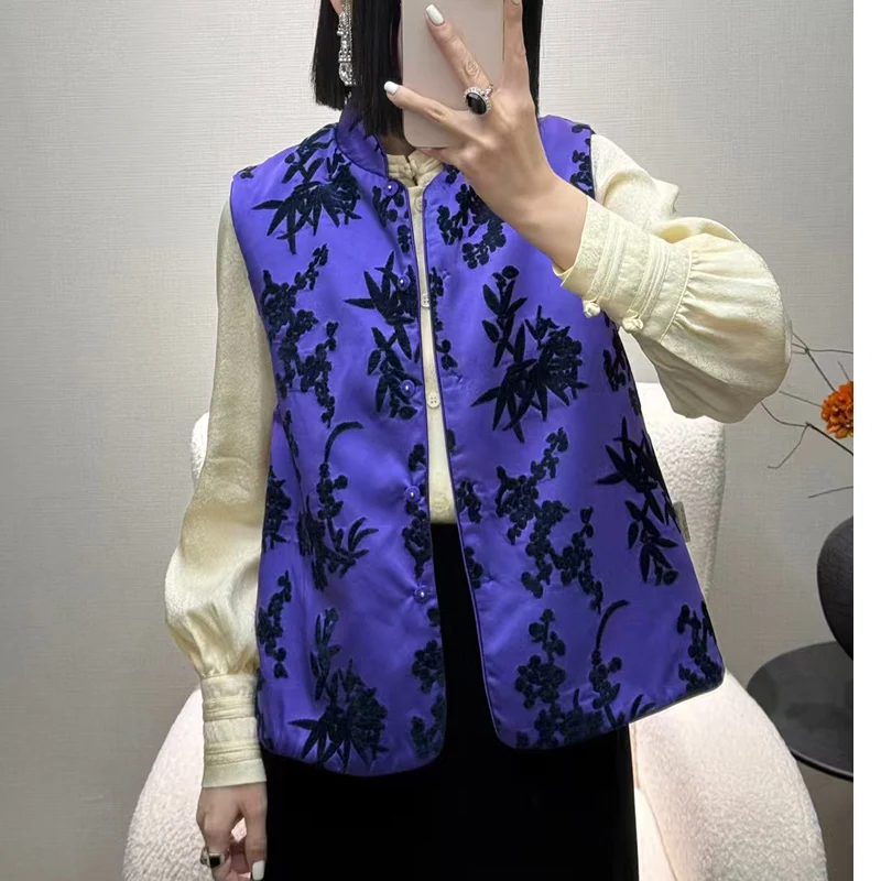 Spring /Summer New Retro Small Stand Collar Silk +Velvet Fabric Double-Sided Wearable Handmade Button Fashion Women's Vest S-XL
Spring /Summer New Retro Small Stand Collar Silk +Velvet Fabric Double-Sided Wearable Handmade Button Fashion Women's Vest S-XL