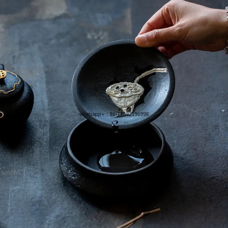 Large Lacquer Handmade Silver Ceramic Pot Bearing Dry Brewing Table High-end Exquisite Water Storage Type Tea Bearing Tray
Large Lacquer Handmade Silver Ceramic Pot Bearing Dry Brewing Table High-end Exquisite Water Storage Type Tea Bearing Tray