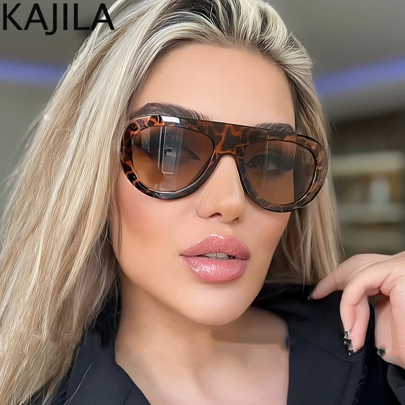 Small Oval Punk Pilot Sunglasses Women 2025 Luxury Brand Vintage Shield Sun Glasses For Ladies Retro Classic Goggle Shades UV400
Small Oval Punk Pilot Sunglasses Women 2025 Luxury Brand Vintage Shield Sun Glasses For Ladies Retro Classic Goggle Shades UV400