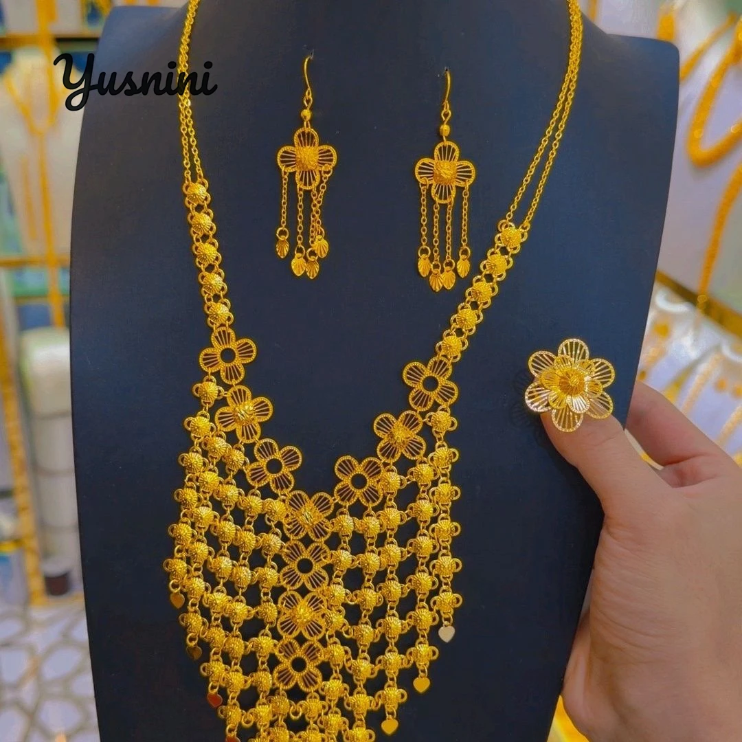 New Dubai Fashion 24K Gold Plated Necklace Earrings and Rings Exquisite Engagement Party Jewelry Set for Lovers DD11053
New Dubai Fashion 24K Gold Plated Necklace Earrings and Rings Exquisite Engagement Party Jewelry Set for Lovers DD11053