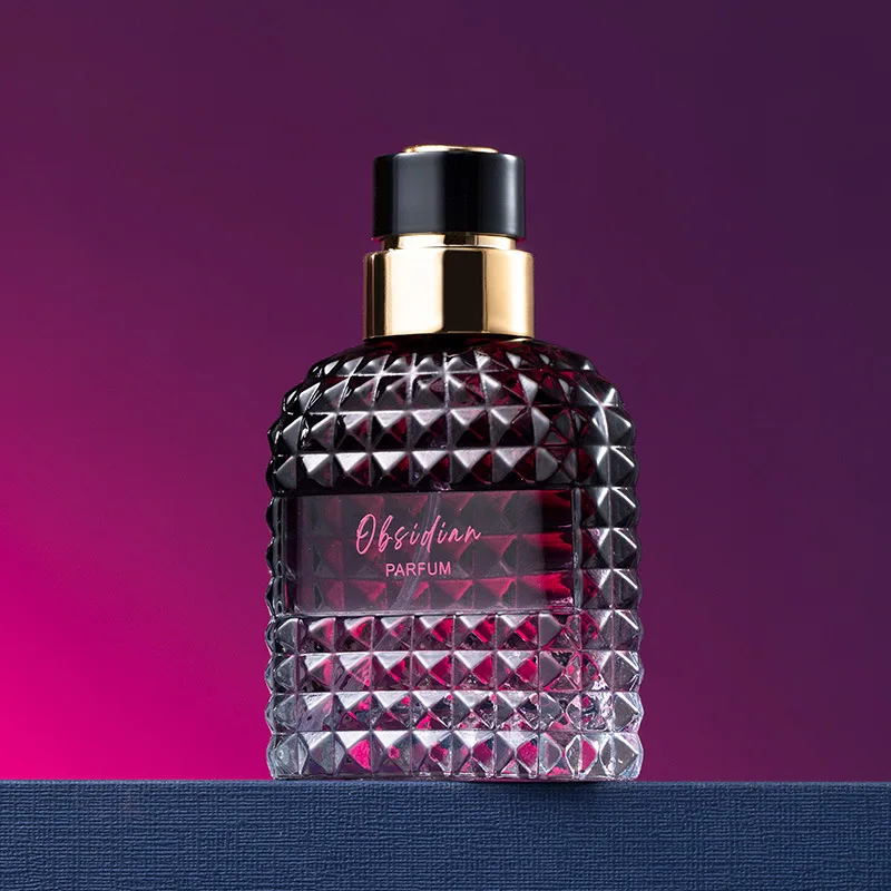 French Rivet Glass Bottle Perfume Long-lasting Floral Fruity Fragrance Women's High-end Romantic Eau De Toilette
French Rivet Glass Bottle Perfume Long-lasting Floral Fruity Fragrance Women's High-end Romantic Eau De Toilette