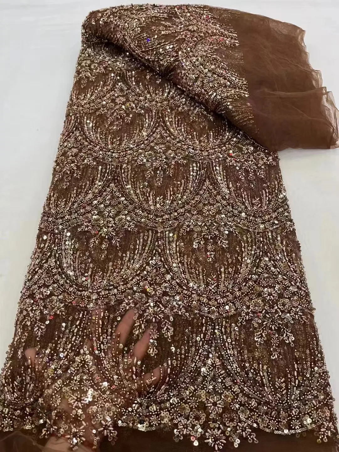 Fashion Elegant Embroidery Beaded Lace Fabric African Lace Fabric 2024 High Quality Dubai Beaded Lace Fabric for Sewing
Fashion Elegant Embroidery Beaded Lace Fabric African Lace Fabric 2024 High Quality Dubai Beaded Lace Fabric for Sewing