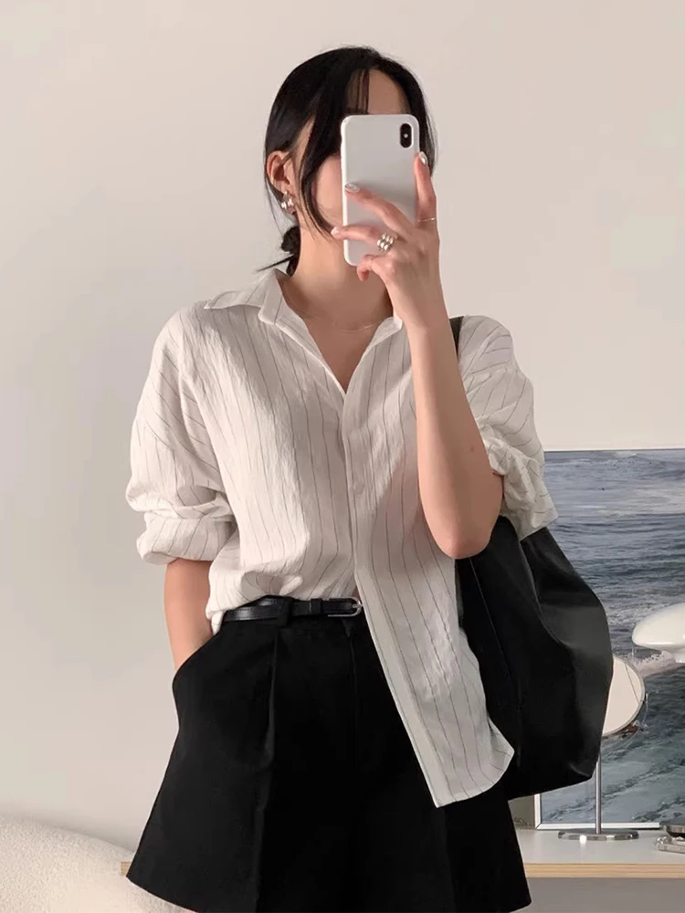 Chic Early Autumn Loose Fit Striped Long Sve irt Women's Top Korean Sle Commute Straight Tube Single Row Button
Chic Early Autumn Loose Fit Striped Long Sve irt Women's Top Korean Sle Commute Straight Tube Single Row Button