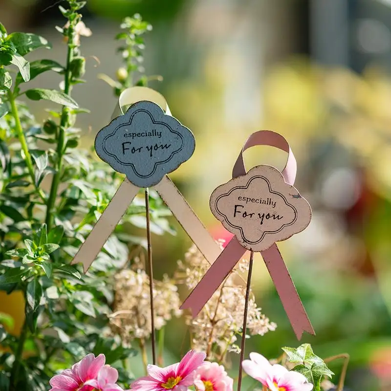 Japanese Garden Markers Wrought Iron Floral Decor with Bow Accents Vintage Style Plant Markers for Pots Ins Balcony Ornaments
Japanese Garden Markers Wrought Iron Floral Decor with Bow Accents Vintage Style Plant Markers for Pots Ins Balcony Ornaments