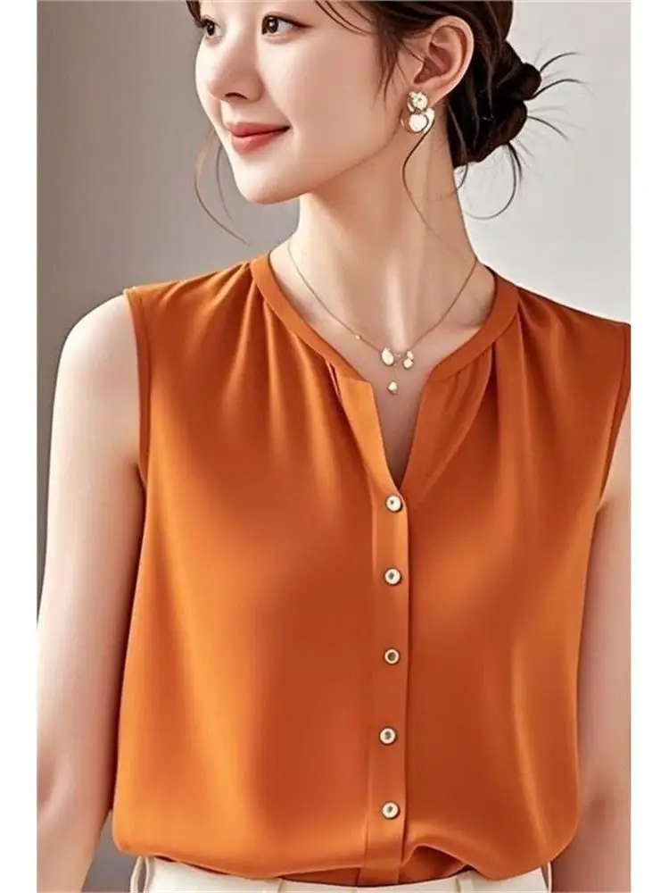 Retro Casual V-Neck Sleeveless Shirt Women Unique Small Design Loose plus Size Fashionable Elegant Small Shirt Blouse
Retro Casual V-Neck Sleeveless Shirt Women Unique Small Design Loose plus Size Fashionable Elegant Small Shirt Blouse
