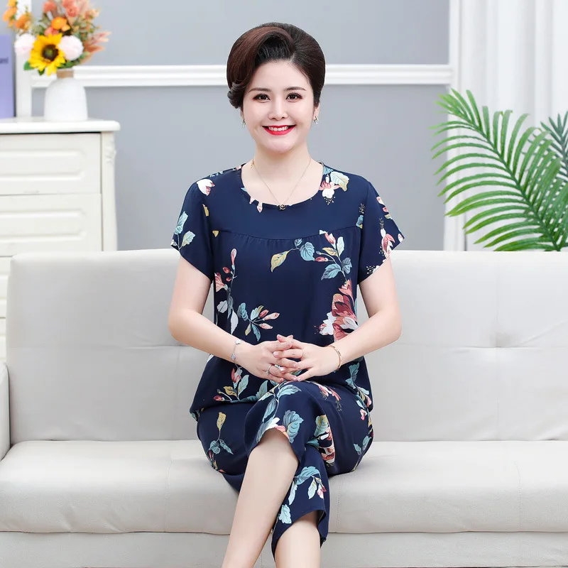 New Cotton Silk Pajama Suit Capris Summer Breathable Printing Short Sleeve Thin Style Home Clothes For Middle-aged And Elderly M
New Cotton Silk Pajama Suit Capris Summer Breathable Printing Short Sleeve Thin Style Home Clothes For Middle-aged And Elderly M