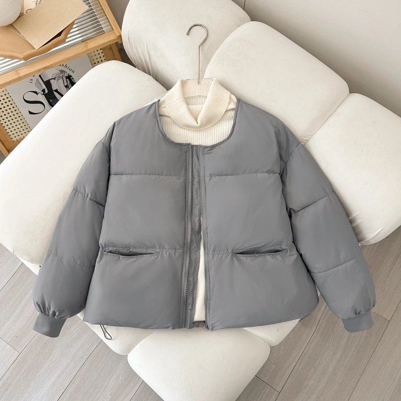 Thiened Long Sve round Ne Bread Coat Large Size Loose ort Cotton down Jaet Women's Cotton Clothes Korean Sle
Thiened Long Sve round Ne Bread Coat Large Size Loose ort Cotton down Jaet Women's Cotton Clothes Korean Sle