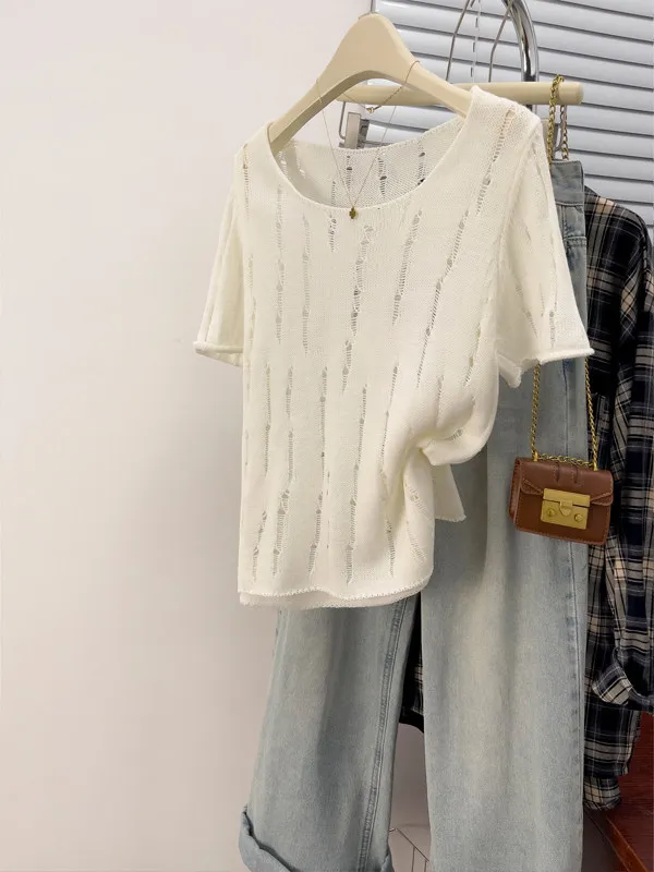 Casual Style Loose Fit Short Sleeve Knitted Top for Women Hollow out Design Summer Thin Outerwear Fashionable Meat Concealing...
Casual Style Loose Fit Short Sleeve Knitted Top for Women Hollow out Design Summer Thin Outerwear Fashionable Meat Concealing...
