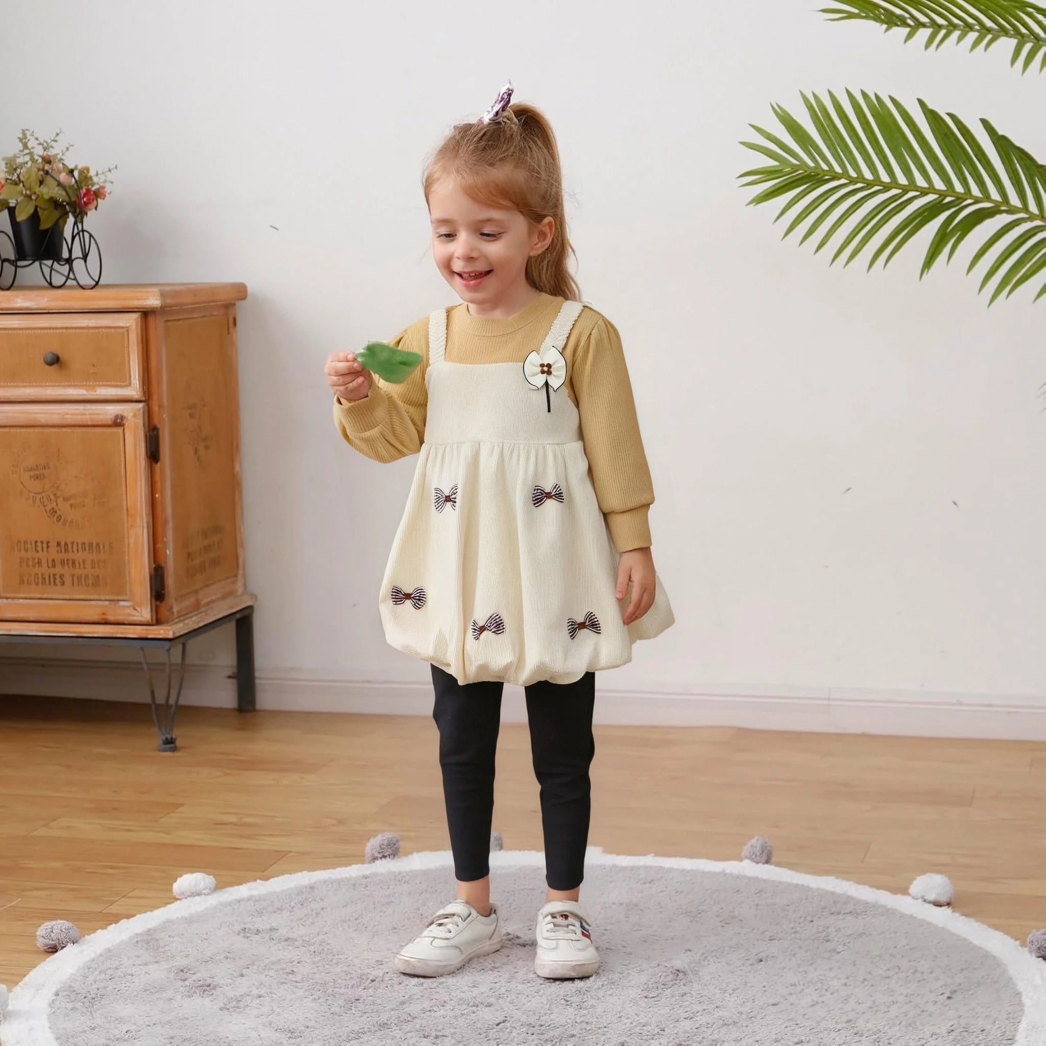 Baby Girl Dress Spring And Autumn Bow Solid Color Fake Two Pieces Long-Sleeved Girl Kid's Dress Cute Casual Baby Dresses
Baby Girl Dress Spring And Autumn Bow Solid Color Fake Two Pieces Long-Sleeved Girl Kid's Dress Cute Casual Baby Dresses