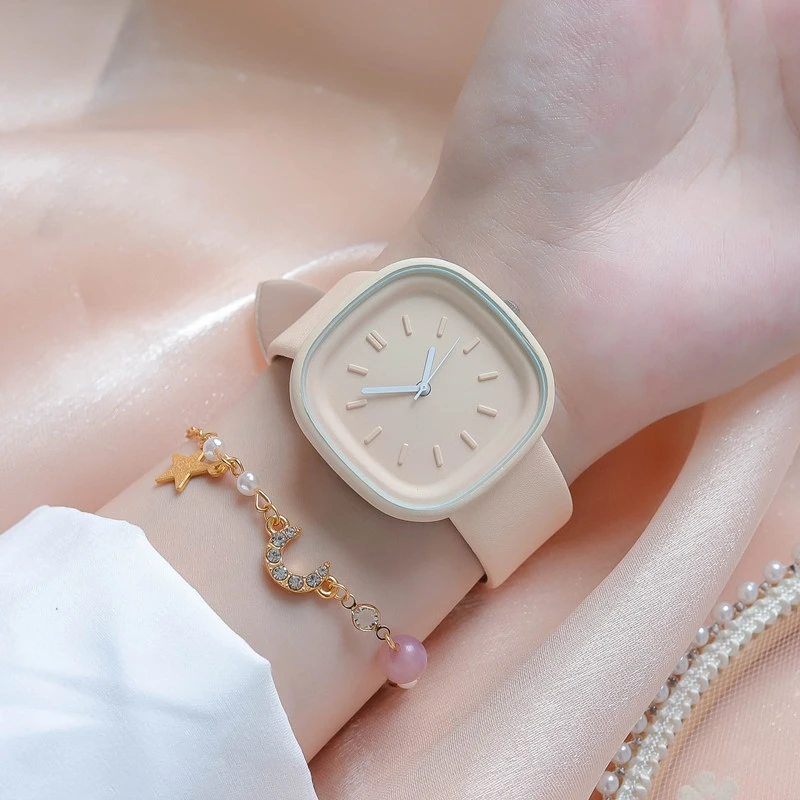 Simple Square Watch Women Leather Belt Brandwatch Montre Femme Wristwatch Sport Big Dial Relogio Feminino Female Quartz Clock
Simple Square Watch Women Leather Belt Brandwatch Montre Femme Wristwatch Sport Big Dial Relogio Feminino Female Quartz Clock