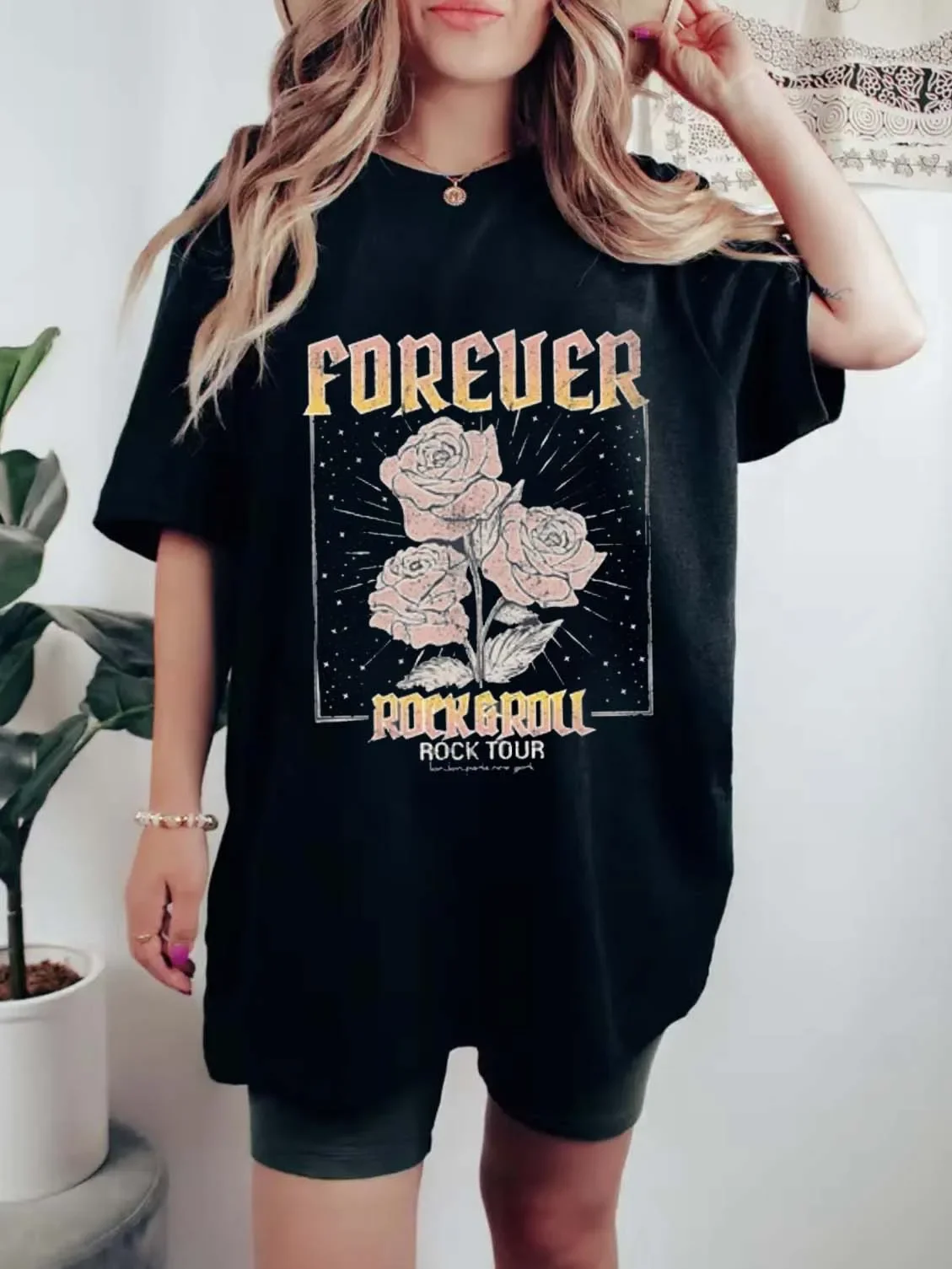 Rose Rocking Letter Printed Fashionable Women's Clothing Casual T-Shirt Women's Printed Pattern Printed Trendy Cute T-Shirt.
Rose Rocking Letter Printed Fashionable Women's Clothing Casual T-Shirt Women's Printed Pattern Printed Trendy Cute T-Shirt.
