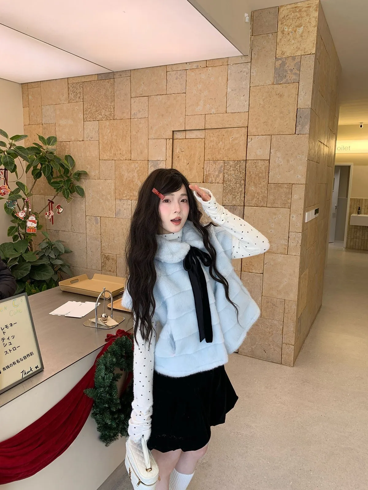 Blue Faux Fur ort Coat round Ne Knot Design Warm Winter Outerwear Women's Faion Stand Fit No Brand
Blue Faux Fur ort Coat round Ne Knot Design Warm Winter Outerwear Women's Faion Stand Fit No Brand