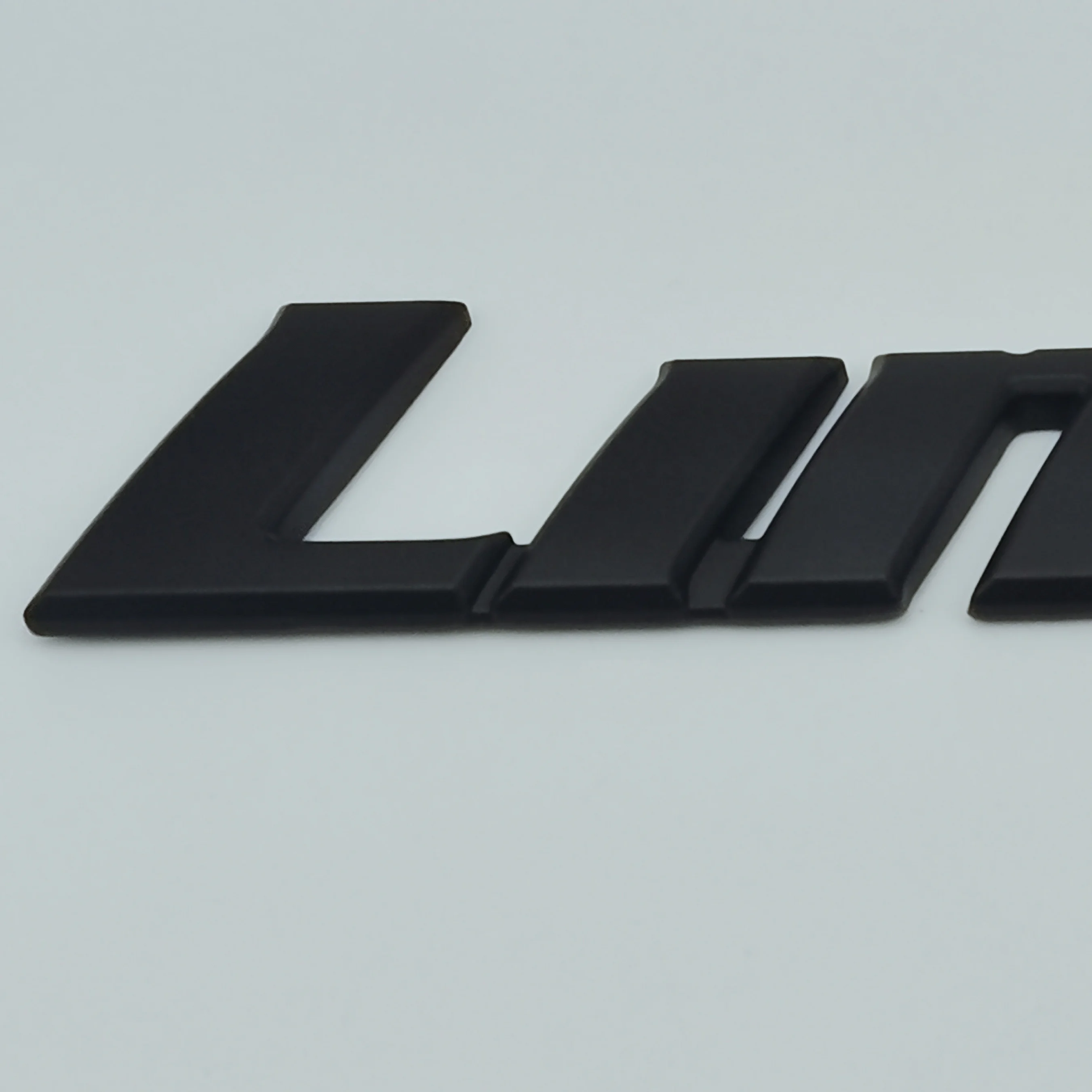 1Pcs/lot 3D Metal 173mmX25mm LIM-IT-ED Car Side Fender Rear Trunk Emblem Badge Sticker Decals Car Accessories1 
1Pcs/lot 3D Metal 173mmX25mm LIM-IT-ED Car Side Fender Rear Trunk Emblem Badge Sticker Decals Car Accessories1