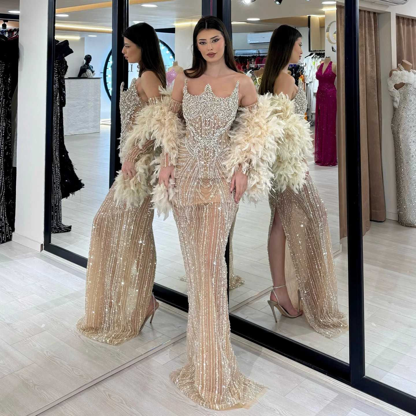 Sharon Said Elegant Off-Shoulder Champagne Evening Dress with Feathers Beaded Long Slit Gowns for Wedding Party SS067 Customized
Sharon Said Elegant Off-Shoulder Champagne Evening Dress with Feathers Beaded Long Slit Gowns for Wedding Party SS067 Customized