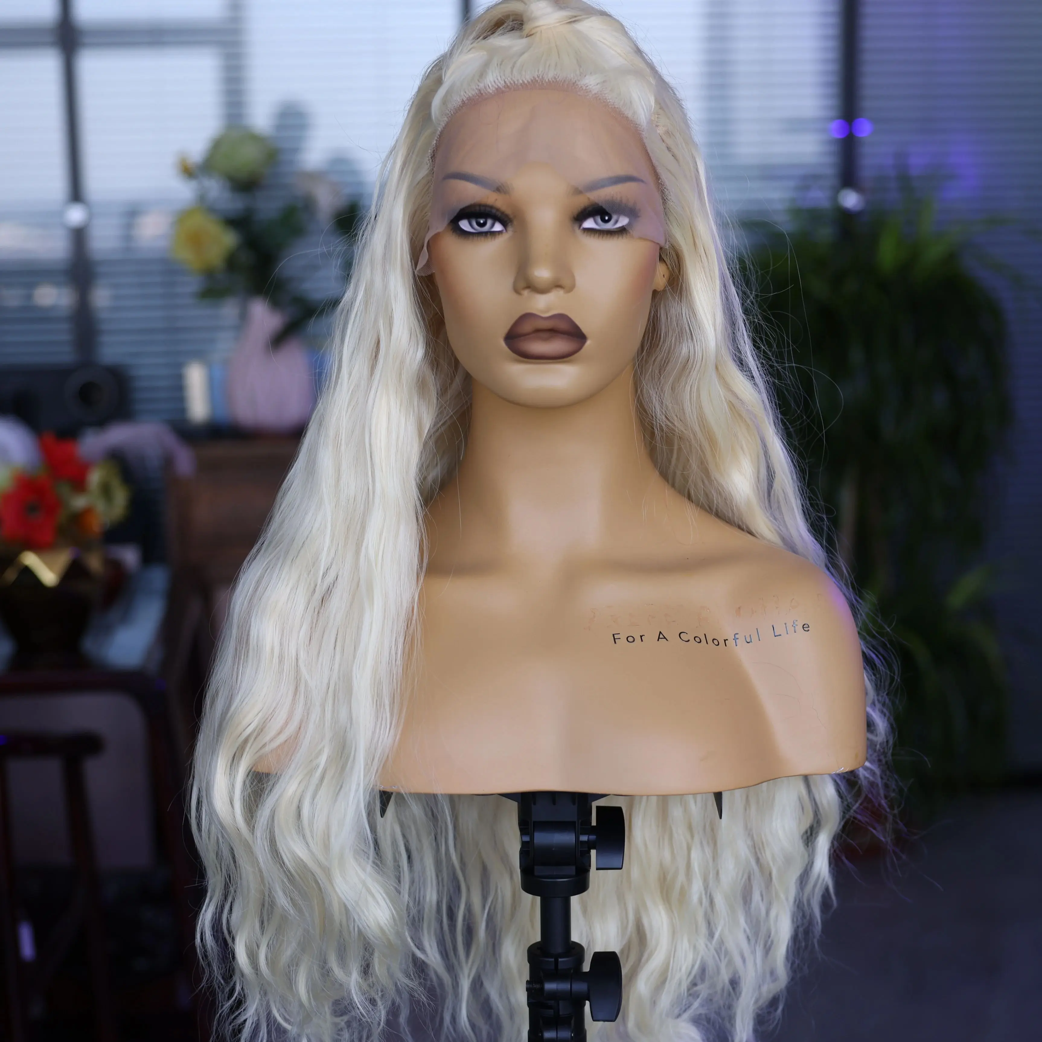 Synthetic Wigs White Long 28 inches Curls Fluffy Wavy Hair Wig Fairy Style Body wavy Wigs Fashion Full Head Cover Accessories
Synthetic Wigs White Long 28 inches Curls Fluffy Wavy Hair Wig Fairy Style Body wavy Wigs Fashion Full Head Cover Accessories