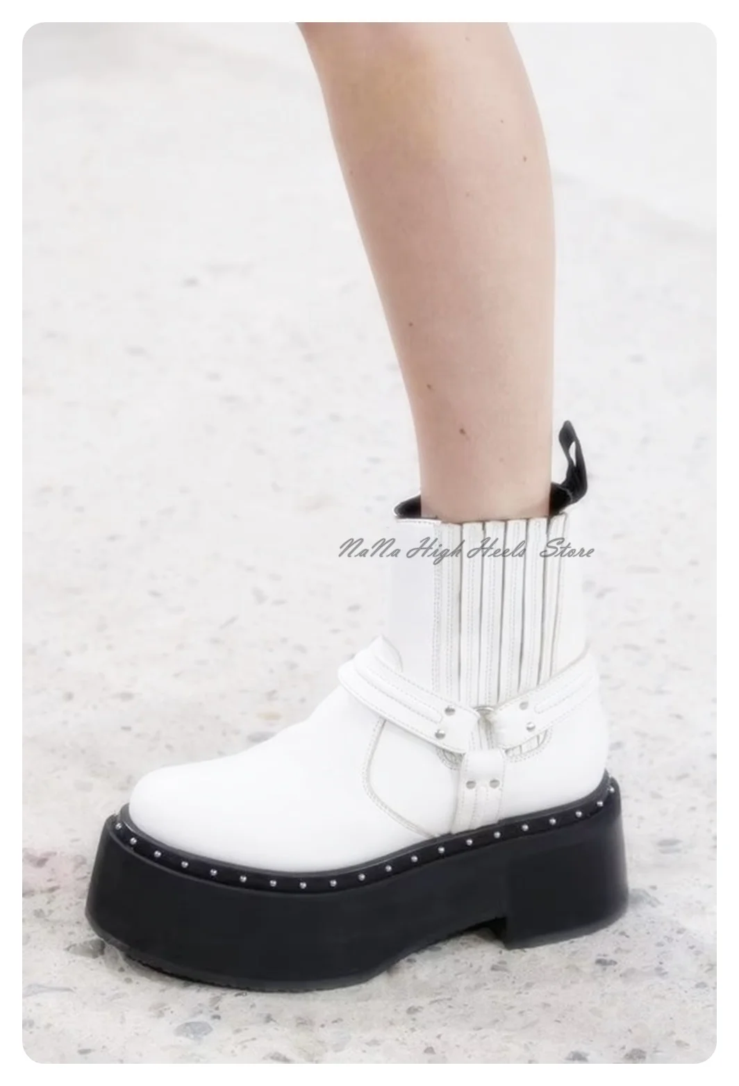 Fashion Wedge Platform Leather Ankle Boots Women Buckle High Heel Boots 2023 Round Toe Lady Design Shoes
Fashion Wedge Platform Leather Ankle Boots Women Buckle High Heel Boots 2023 Round Toe Lady Design Shoes