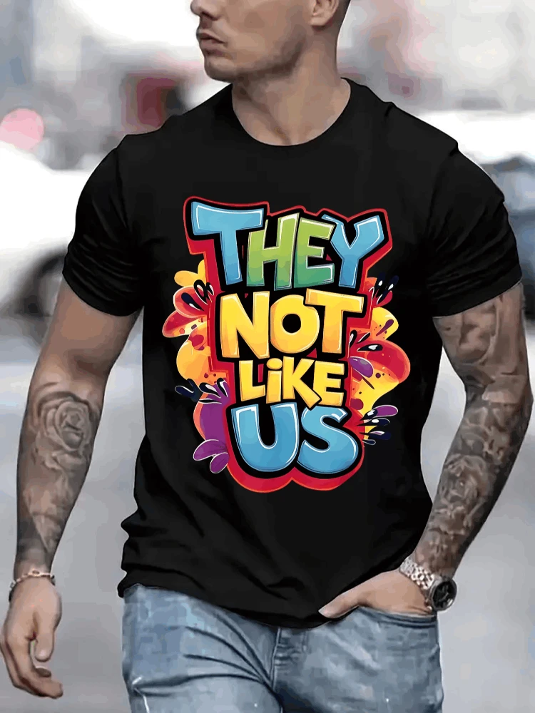 They don't like our cotton fashion letter printed casual men's round neck T-shirts.
They don't like our cotton fashion letter printed casual men's round neck T-shirts.