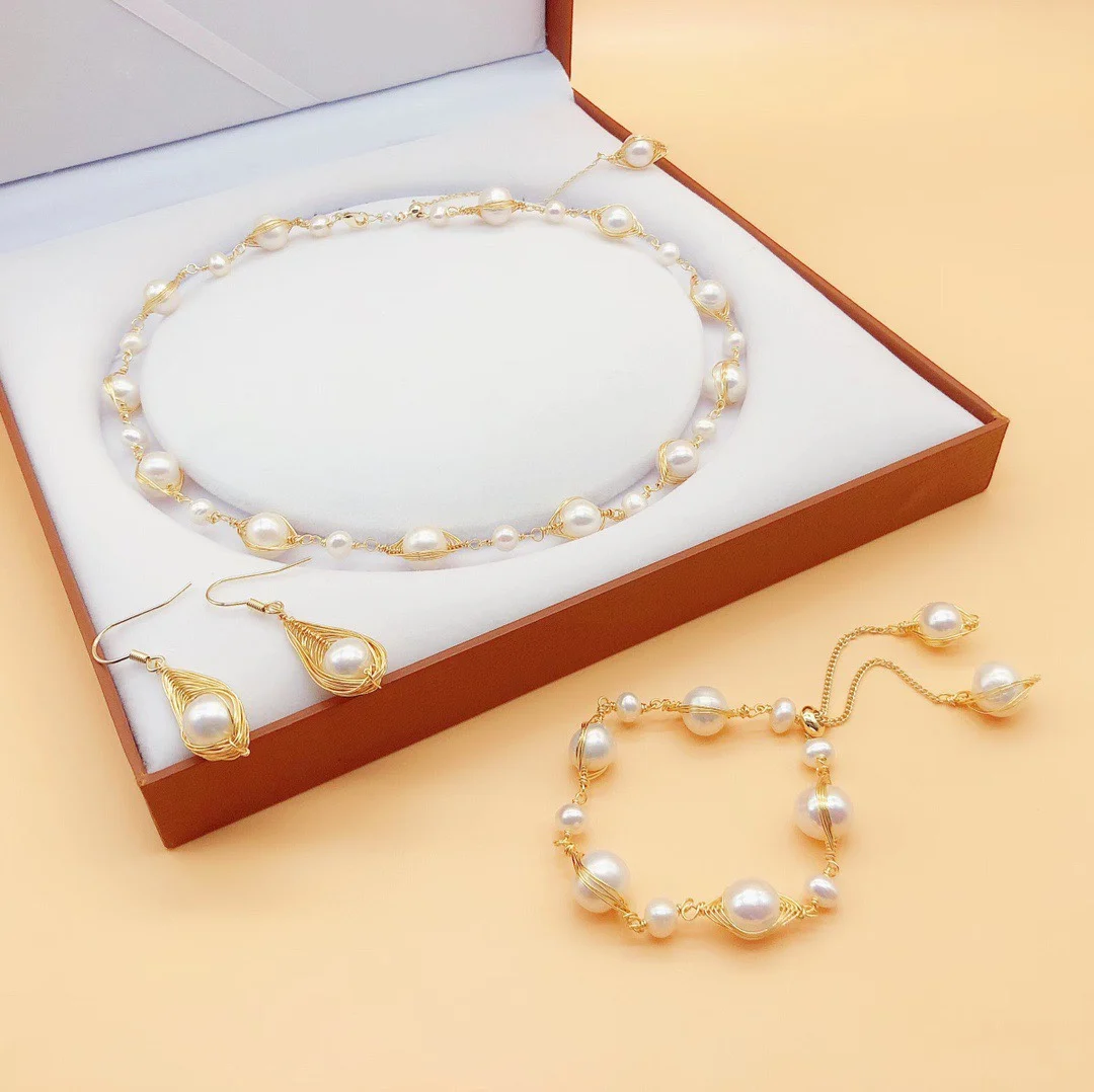Vintage Jewelry Sets for Women Necklace Bracelet Earrings Luxury Elegant Irregular Baroque Glazed Imitation Pearl
Vintage Jewelry Sets for Women Necklace Bracelet Earrings Luxury Elegant Irregular Baroque Glazed Imitation Pearl