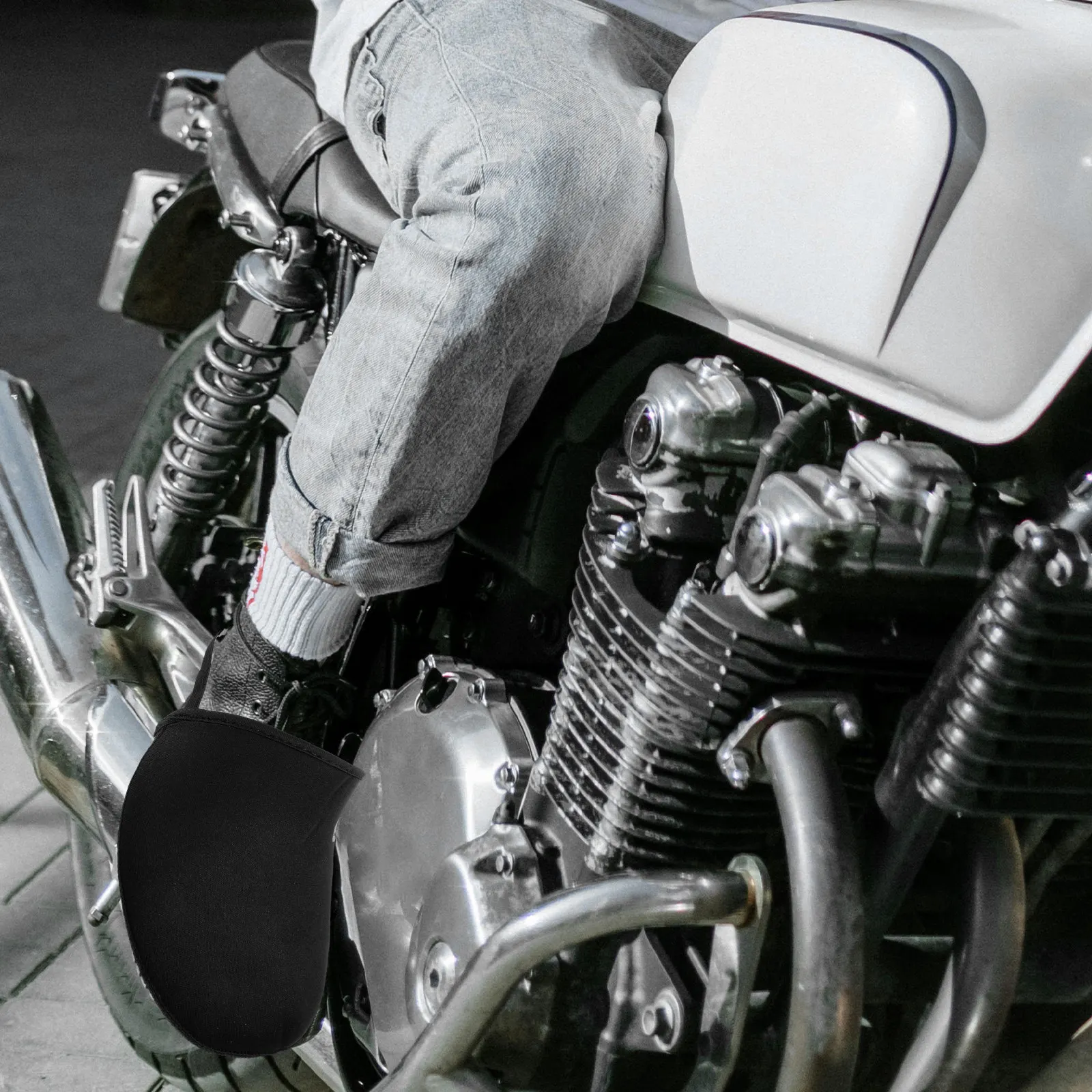 Universal Motorcycle Shoe Protector Gear Shifter Boots Cover Lightweight Wear-Resistant Polyester Material -on Fit No
Universal Motorcycle Shoe Protector Gear Shifter Boots Cover Lightweight Wear-Resistant Polyester Material -on Fit No