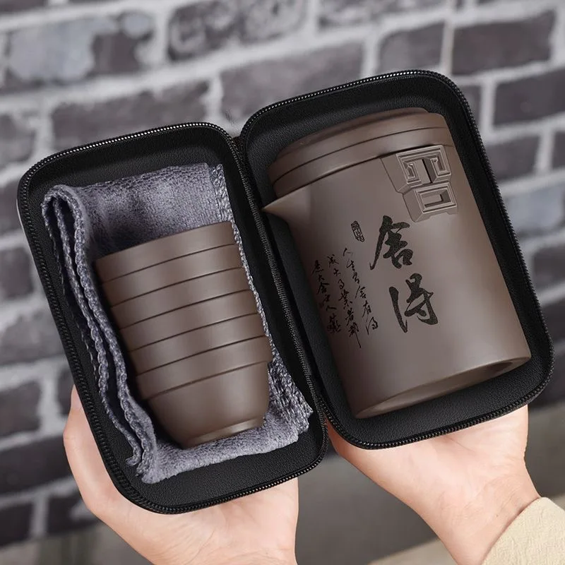 Portable Zisha Anti-Scald Quick Guest Cup Set Small Home Kit with One Pot and Four Cups for Travel Outdoor Tea Brewing
Portable Zisha Anti-Scald Quick Guest Cup Set Small Home Kit with One Pot and Four Cups for Travel Outdoor Tea Brewing