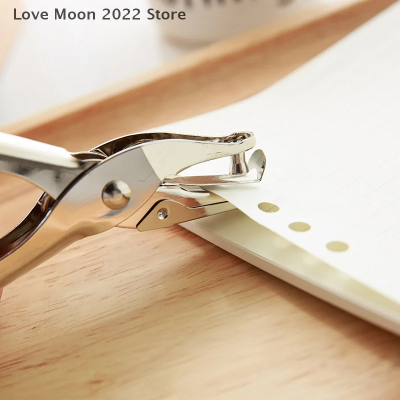3/6mm Hole Puncher Portable Single Hole Punch Paper Material Scrapbooking Handheld Metal Craft Office Binding Supplies
3/6mm Hole Puncher Portable Single Hole Punch Paper Material Scrapbooking Handheld Metal Craft Office Binding Supplies