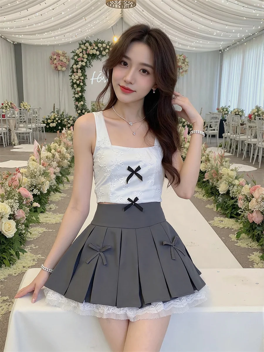 Лоскутные мини-кружевные юбки Y2K, женская одежда, летняя одежда с цветочным принтом, праздничная женская регулируемая мягкая легкая струящаяся свободная шикарная юбка в стиле бохо
Лоскутные мини-кружевные юбки Y2K, женская одежда, летняя одежда с цветочным принтом, праздничная женская регулируемая мягкая легкая струящаяся свободная шикарная юбка в стиле бохо