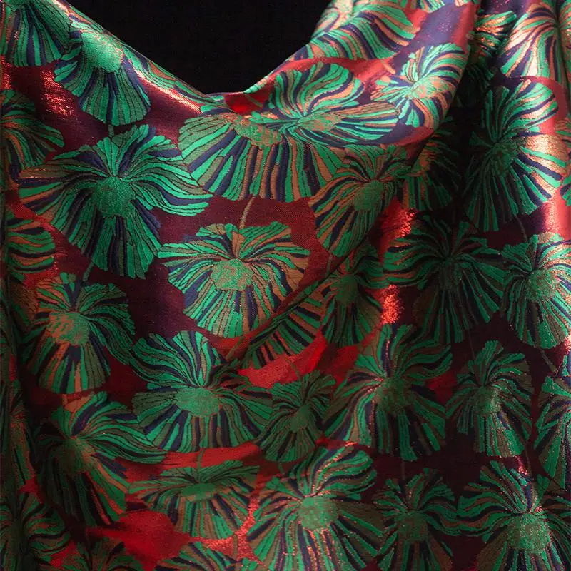 Двусторонняя жаккардовая ткань, декоративная художественная модная одежда, дизайнерская ткань для шитья своими руками, ткань на метр
Двусторонняя жаккардовая ткань, декоративная художественная модная одежда, дизайнерская ткань для шитья своими руками, ткань на метр