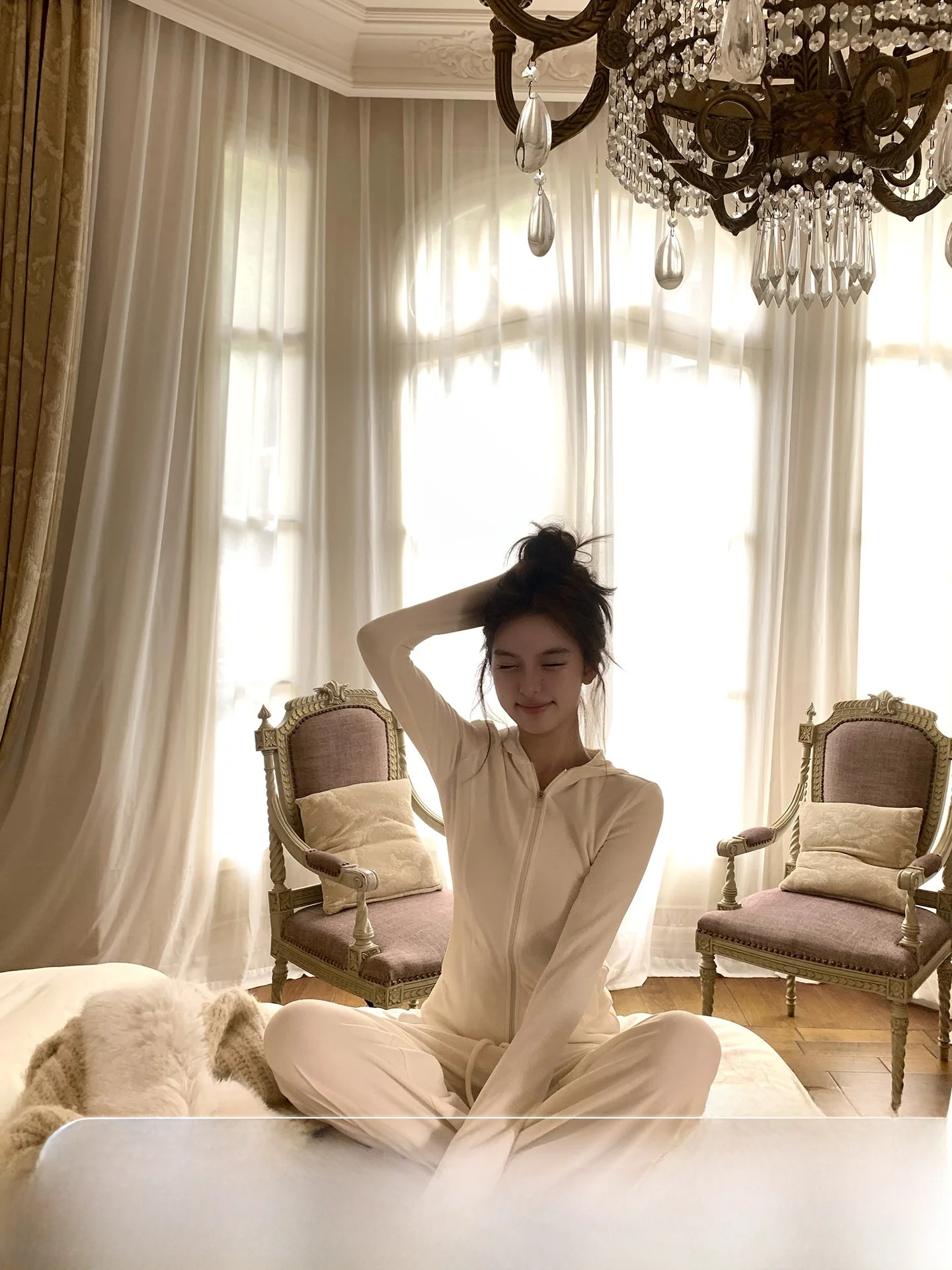 OYFF уютный комплект свитшотов с капюшоном, женский корейский комплект, теплая спортивная одежда Fce, повседневная прямая молния, длинное пальто све
OYFF уютный комплект свитшотов с капюшоном, женский корейский комплект, теплая спортивная одежда Fce, повседневная прямая молния, длинное пальто све