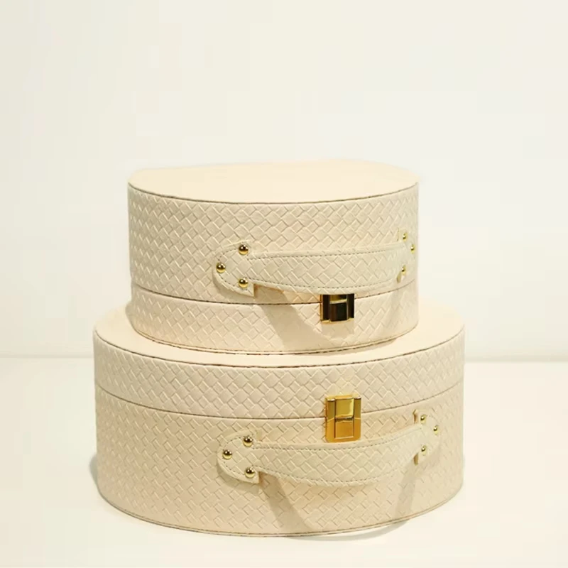 #Customization Room Decoration Leather Portable Storage Box Half Round Suitcase Handbag Cosmetic Case
#Customization Room Decoration Leather Portable Storage Box Half Round Suitcase Handbag Cosmetic Case