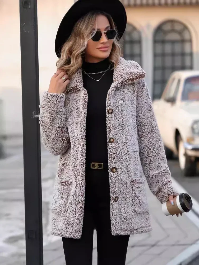 2024 Winter Women Soft Solid Cardigan Lady Coat Single Breasted Jacket Thick Plush Hooded Warm Long Sleeve Long Coat
2024 Winter Women Soft Solid Cardigan Lady Coat Single Breasted Jacket Thick Plush Hooded Warm Long Sleeve Long Coat