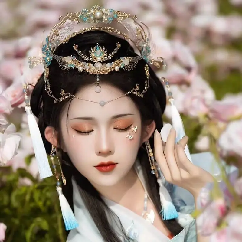 Chinese Hanfu Hair Crown Women Traditional Vintage Alloy Tassel Bride Crown Hanfu Accessories Hairpin Hair Crown Eyebrow Pendant
Chinese Hanfu Hair Crown Women Traditional Vintage Alloy Tassel Bride Crown Hanfu Accessories Hairpin Hair Crown Eyebrow Pendant