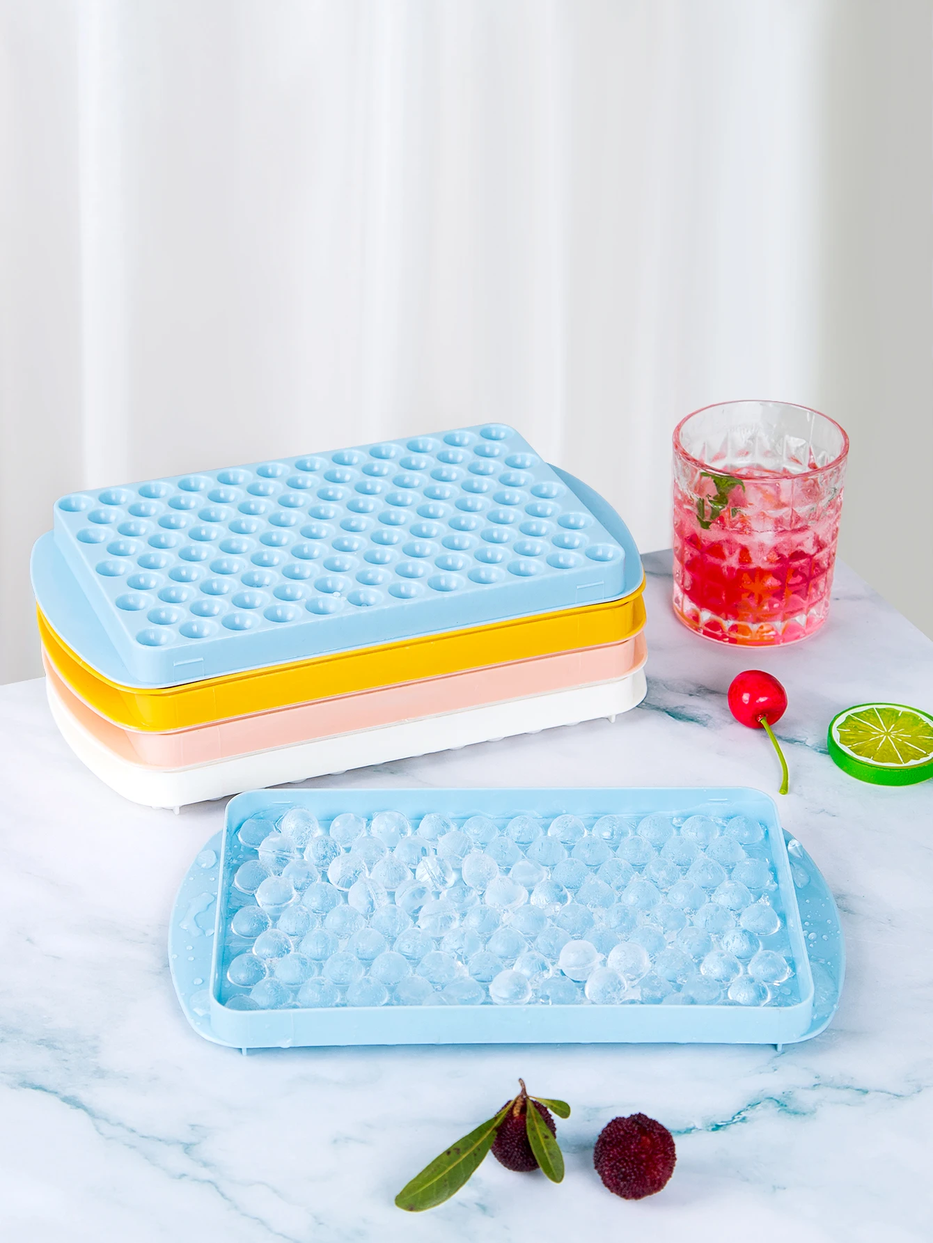 1pc Silicone Ice Cube Mold 104 Cube Ice Trays Food Grade Maker Kitchen Household Stackable Ice Trays With Covers
1pc Silicone Ice Cube Mold 104 Cube Ice Trays Food Grade Maker Kitchen Household Stackable Ice Trays With Covers