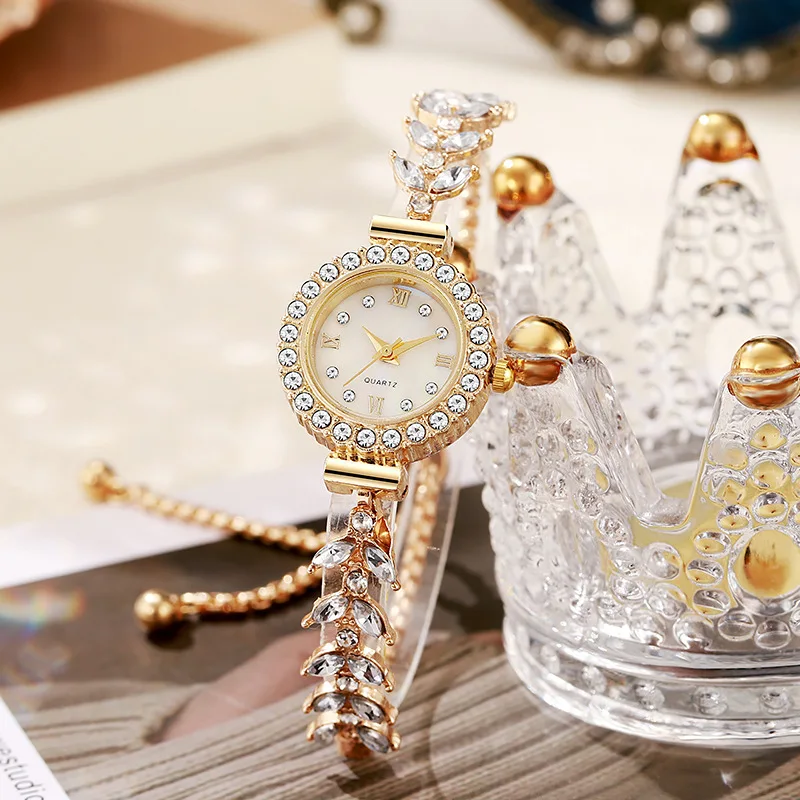 New Fashion Women's Watch Light Luxury Free Adjustment Bracelet Watch Quartz Watch Imitation Beimu Watch
New Fashion Women's Watch Light Luxury Free Adjustment Bracelet Watch Quartz Watch Imitation Beimu Watch