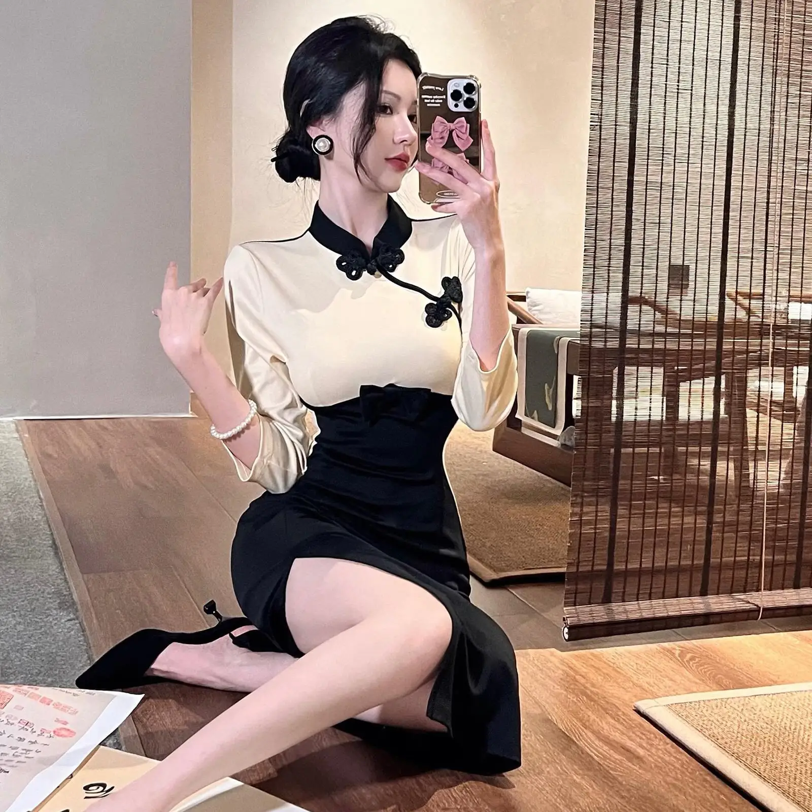 Autumn And Winter 2022 New Chinese Style Modified Cheongsam National Style Long Skirt With Waistline Split 3/4 Sleeves, Slim And
Autumn And Winter 2022 New Chinese Style Modified Cheongsam National Style Long Skirt With Waistline Split 3/4 Sleeves, Slim And