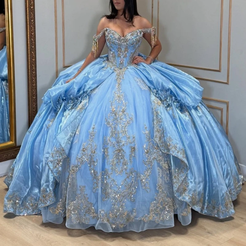 Небесно-голубое блестящее платье Quinceanera с открытыми плечами и аппликацией из кружева и бусин с бантом, тюлевое бальное платье Vestidos De 15 Anos Sweet 16 Dress
Небесно-голубое блестящее платье Quinceanera с открытыми плечами и аппликацией из кружева и бусин с бантом, тюлевое бальное платье Vestidos De 15 Anos Sweet 16 Dress