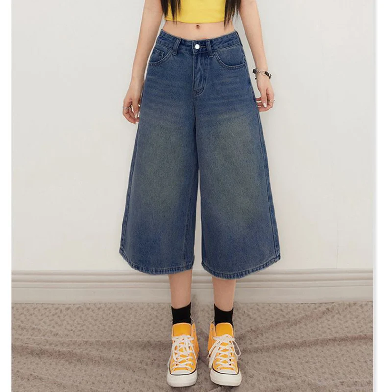 Summer Trendy Retro Fashion Lady High Waist Jeans Female Solid Thin Capri Pants Lady Korean Baggy Casual Denim Shorts
Summer Trendy Retro Fashion Lady High Waist Jeans Female Solid Thin Capri Pants Lady Korean Baggy Casual Denim Shorts