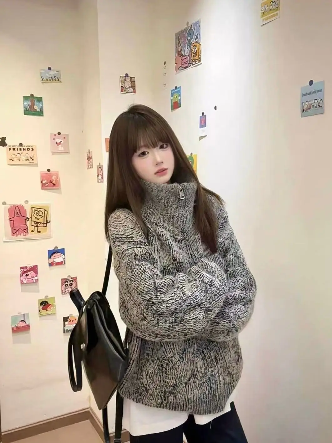 High-Neck Zipper Sweater Jacket Women Autumn Winter New Niche Lazy Style Loose Temperament Fashionable Knitted Cardigan
High-Neck Zipper Sweater Jacket Women Autumn Winter New Niche Lazy Style Loose Temperament Fashionable Knitted Cardigan