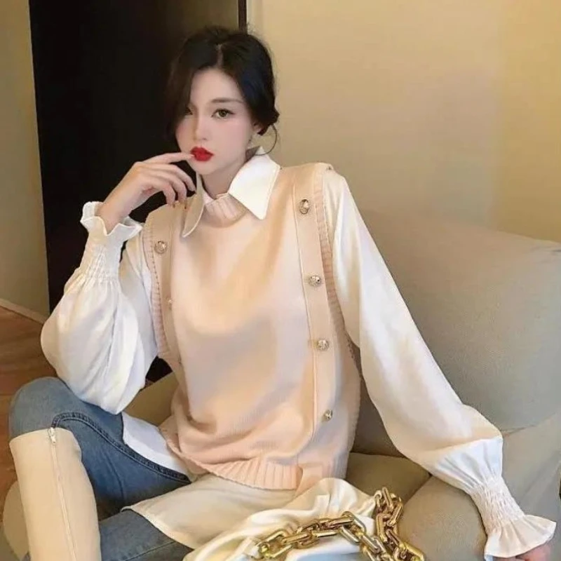 Новое поступление 2024 года, французский шикарный женский вязаный жилет с круглым вырезом, двубортный рубашка с расклешенными рукавами, вязаный жилет, весенне-осенняя мода
Новое поступление 2024 года, французский шикарный женский вязаный жилет с круглым вырезом, двубортный рубашка с расклешенными рукавами, вязаный жилет, весенне-осенняя мода