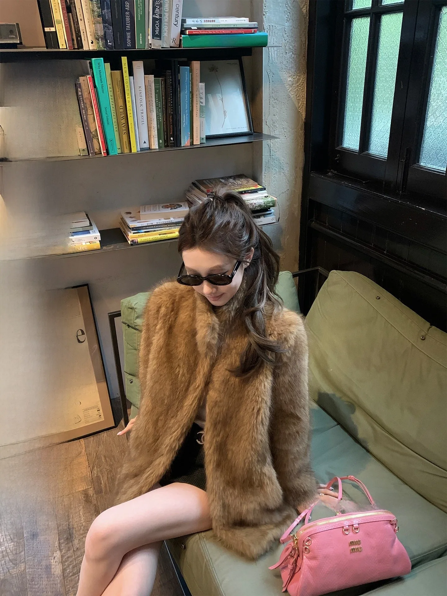 Chestnut Cacao Imitation Fur Coat adual Dyeing Amber Girl Vintage Reatic! Casual Sle Long Sve Thiened Outerwear
Chestnut Cacao Imitation Fur Coat adual Dyeing Amber Girl Vintage Reatic! Casual Sle Long Sve Thiened Outerwear