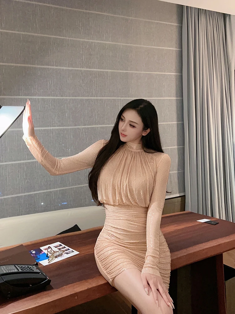 Wang Jiujiu Women's Full Body Rhinestone Dr Long Sve Stand Collar High Waist Sexy Summer ort Skirt X-ape Silhouette
Wang Jiujiu Women's Full Body Rhinestone Dr Long Sve Stand Collar High Waist Sexy Summer ort Skirt X-ape Silhouette