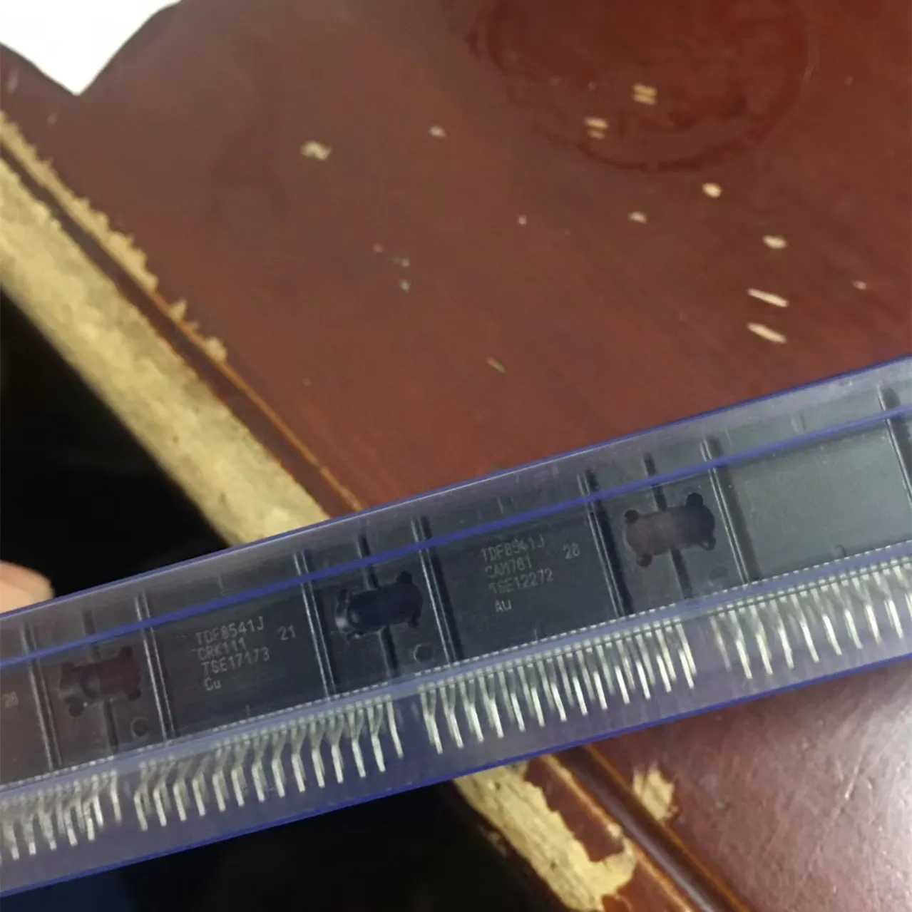 TDF8541J original new IC
TDF8541J original new IC