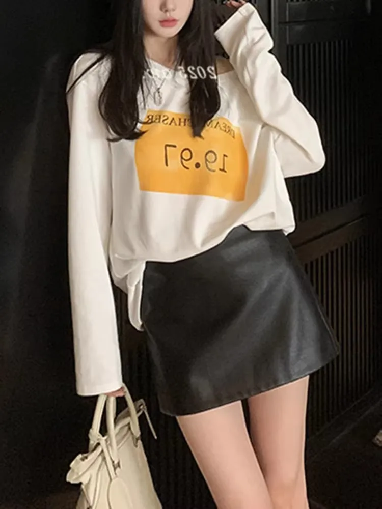 Новая осенне-зимняя женская футболка с длинным рукавом, с буквенным принтом, повседневная базовая модель, модная корейская версия, свободный крой
Новая осенне-зимняя женская футболка с длинным рукавом, с буквенным принтом, повседневная базовая модель, модная корейская версия, свободный крой