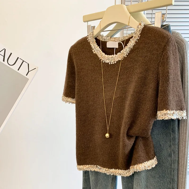 Women's Early Autumn Short Sleeve Knitted Shirt Self-Kept Style Color Block Lace Splicing Fashionable Versatile Base Top
Women's Early Autumn Short Sleeve Knitted Shirt Self-Kept Style Color Block Lace Splicing Fashionable Versatile Base Top