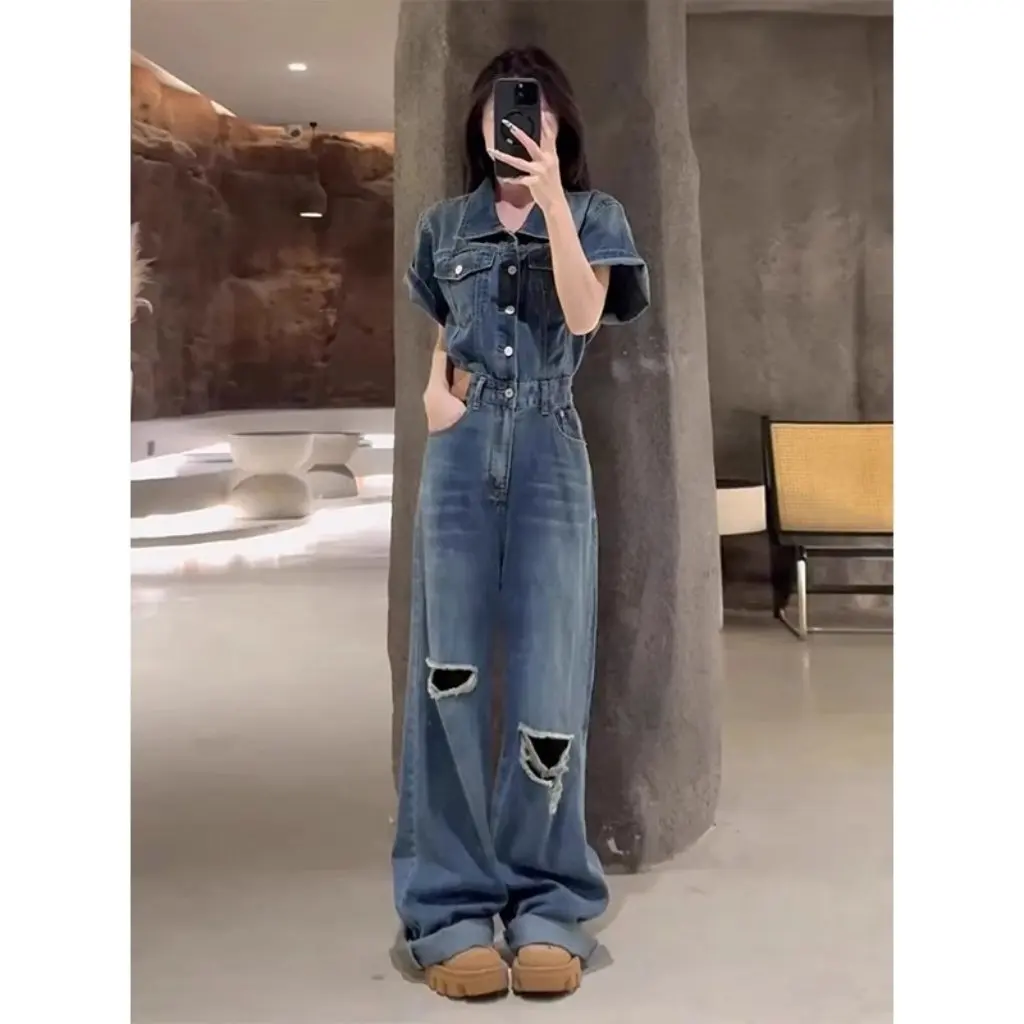 Washed Distressed Ripped Denim Jumpsuit Loose Wide-Leg American Retro Slimming Look Spring Summer New
Washed Distressed Ripped Denim Jumpsuit Loose Wide-Leg American Retro Slimming Look Spring Summer New